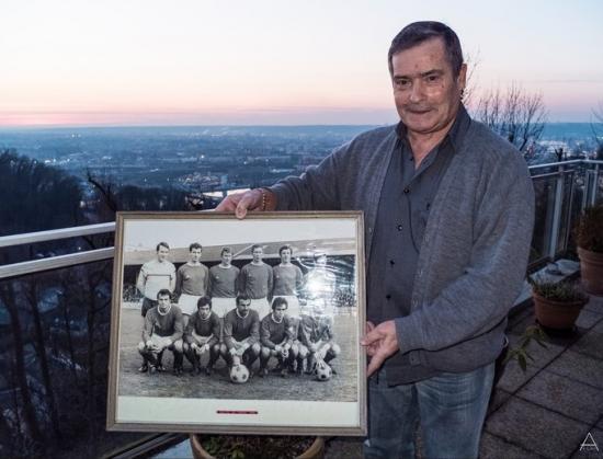 DANIEL DRUDA BONSECOURS avec la photo de l'équipe 1967